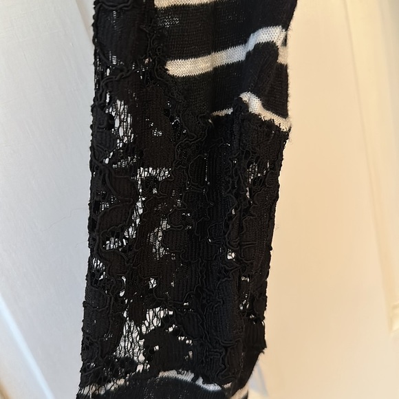 Zara Striped Sweater - Picture 2 of 5